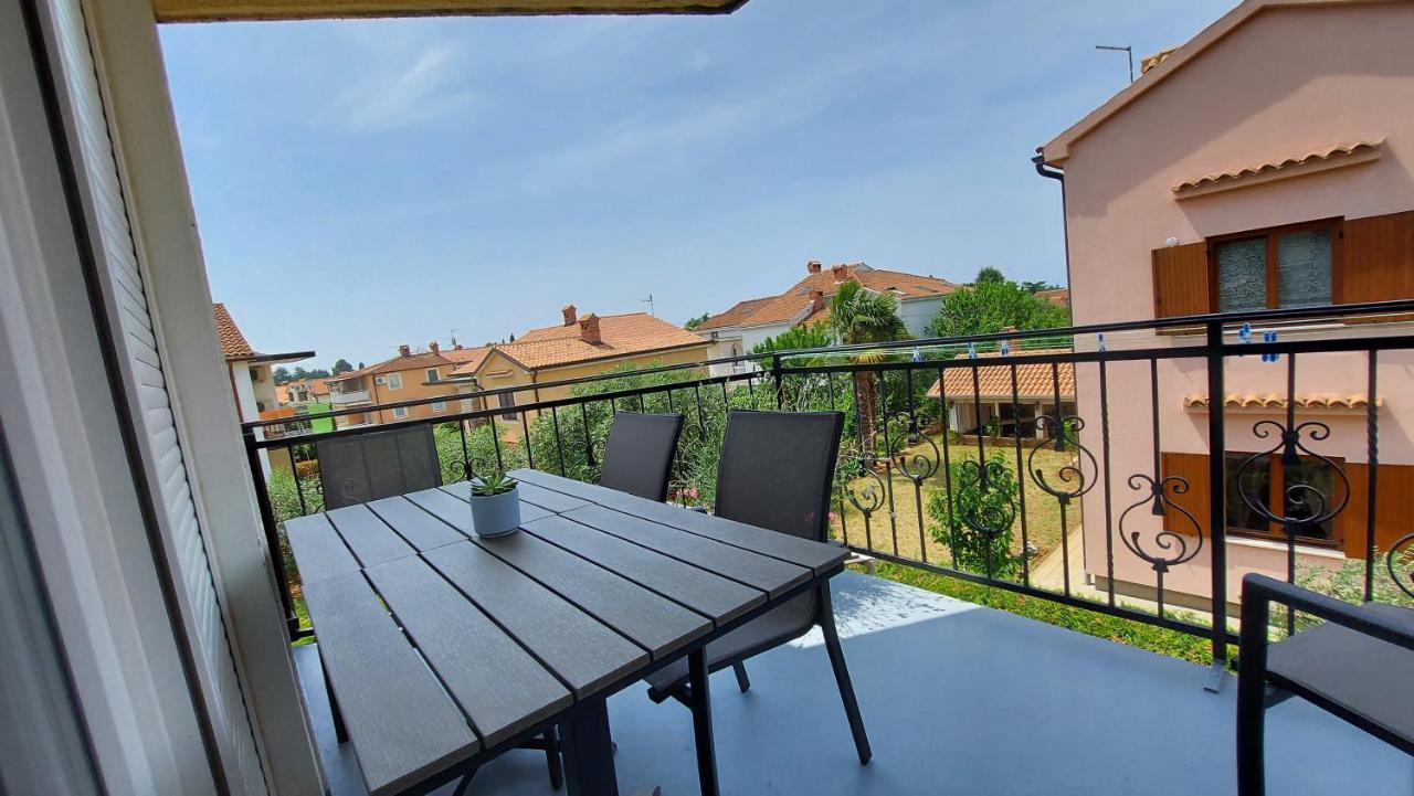 Apartments Kivi Novigrad Istria Εξωτερικό φωτογραφία