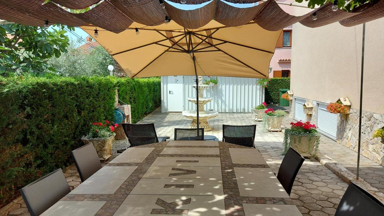 Apartments Kivi Novigrad Istria Εξωτερικό φωτογραφία
