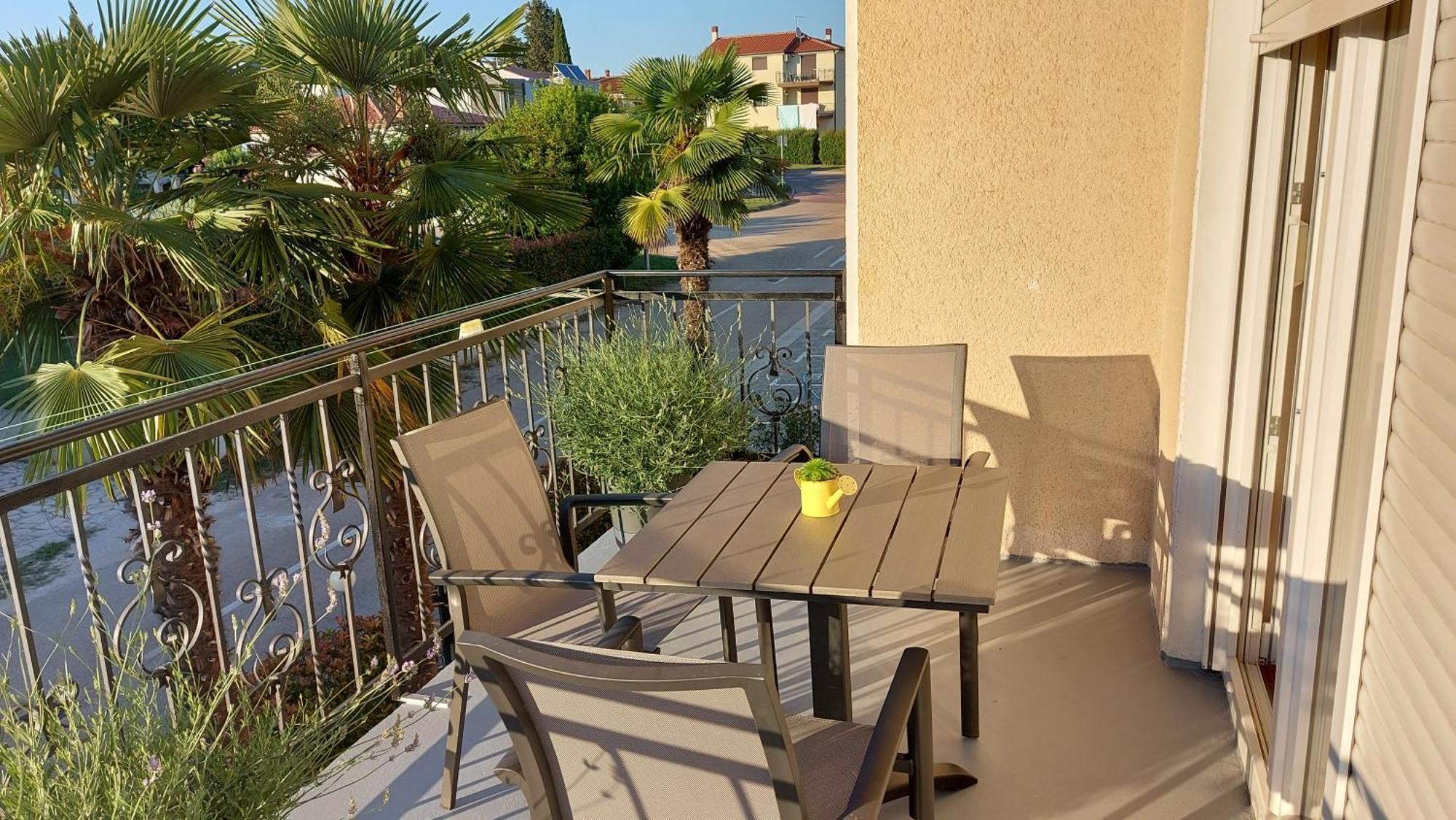 Apartments Kivi Novigrad Istria Εξωτερικό φωτογραφία