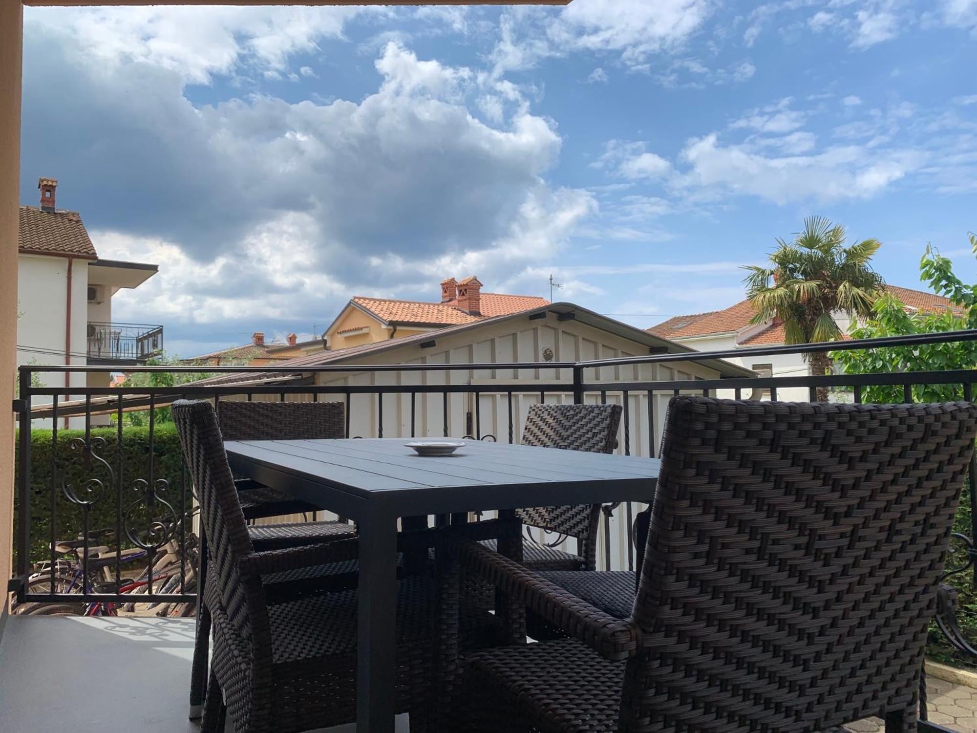 Apartments Kivi Novigrad Istria Εξωτερικό φωτογραφία